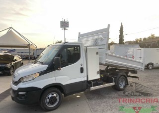 Trinacria Autoveicoli S.r.l. Autocarro Camion Furgone Iveco Daily 35C14 ribaltabile 12.2018